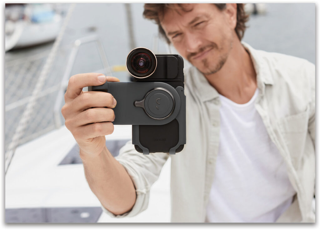 ProGrip from Shiftcam takes your Mobile Filmmaking to the next