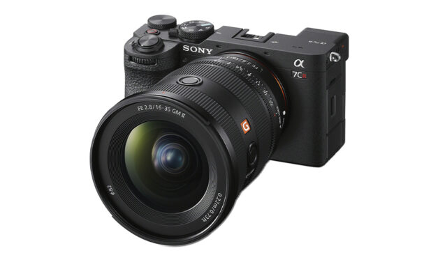 Review: Sony Alpha 7CR 